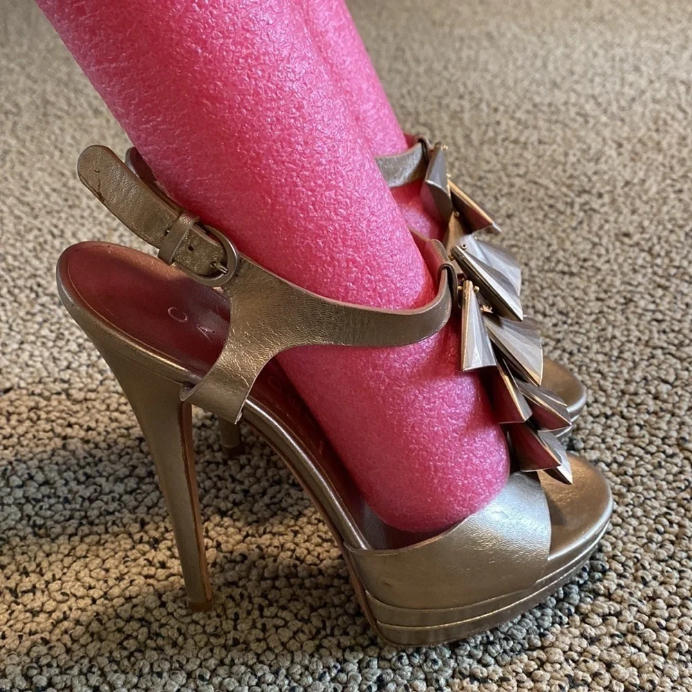 Casadei Heeled Sandals Women's Size 7 in Good Used Condition